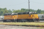 UP yard power at Avondale